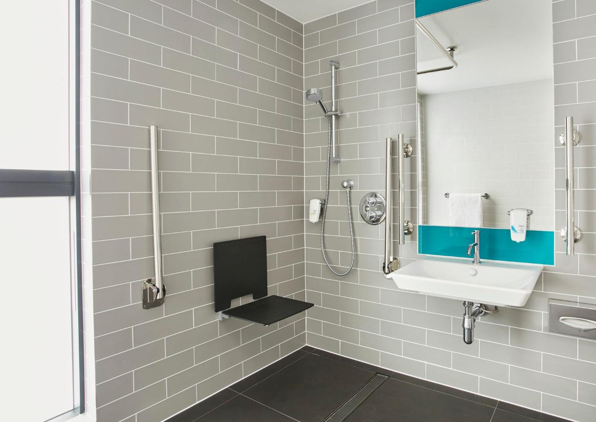 Holiday Inn Express Paris - Poissy By Ihg Esterno foto